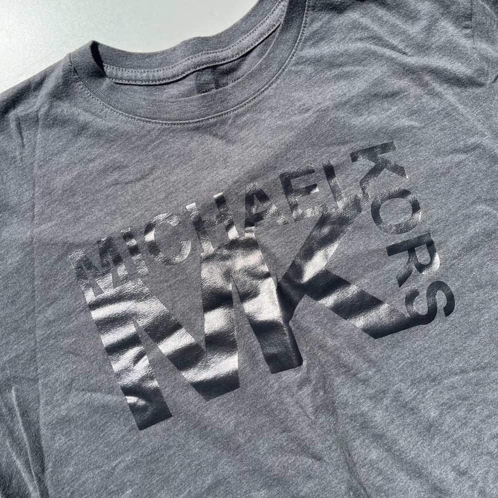 Michael Kors women’s Heather Gray MK Logo Short Sleeve Tee